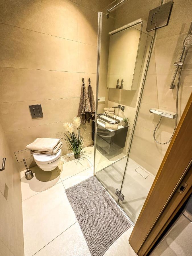 Riga Center - Quiet Studio - 5 Min To Old Town & Nflx 외부 사진